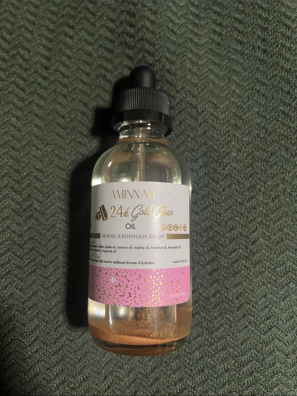 AMINNAH 24k Gold Glow Face Oil - Pink & Gold